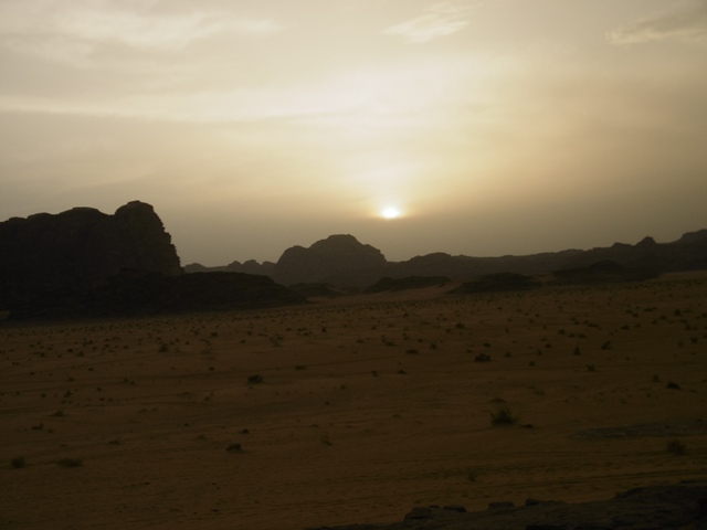 Wadi Rum En 44 Au Coucher Du Soleil Carnets De Voyage Et